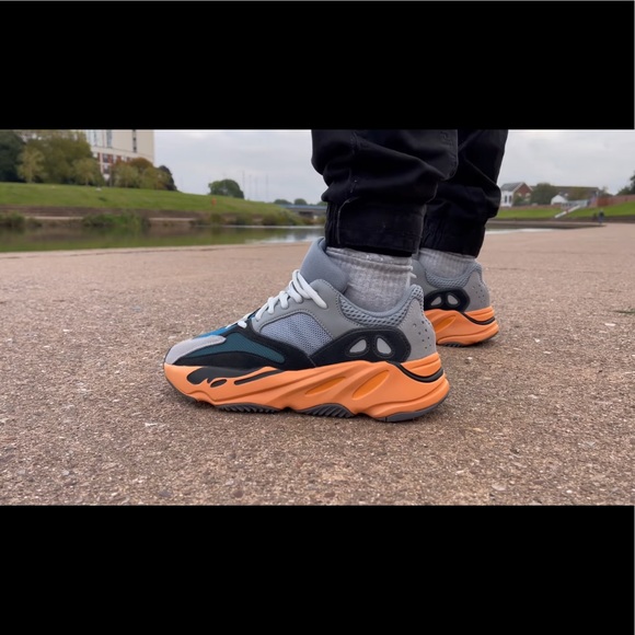 Yeezy 700 Wash Orange Men 5.5=Women 6.5-7 - Picture 7 of 13